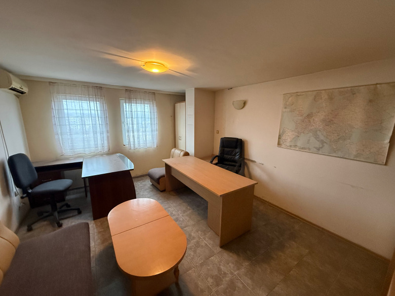 Продава 1-СТАЕН, гр. Плевен, Широк център