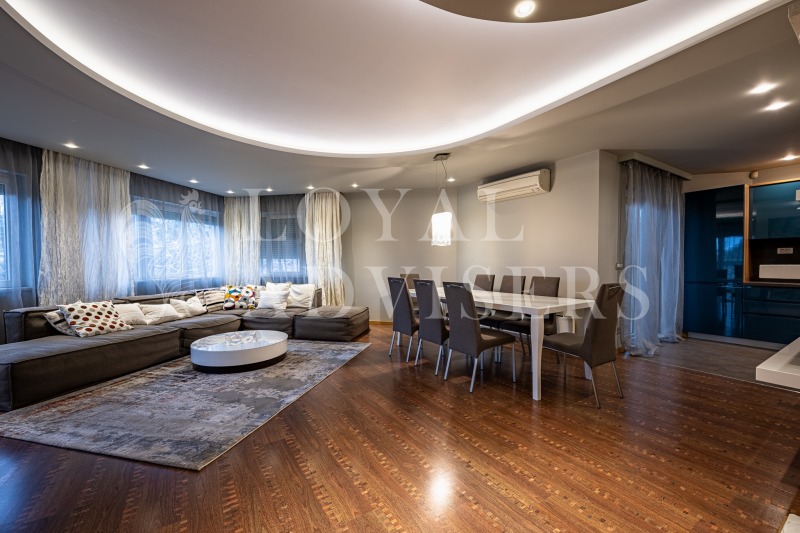 Продава 4-СТАЕН, гр. Варна, Бриз, снимка 3 - Апартаменти - 53153693