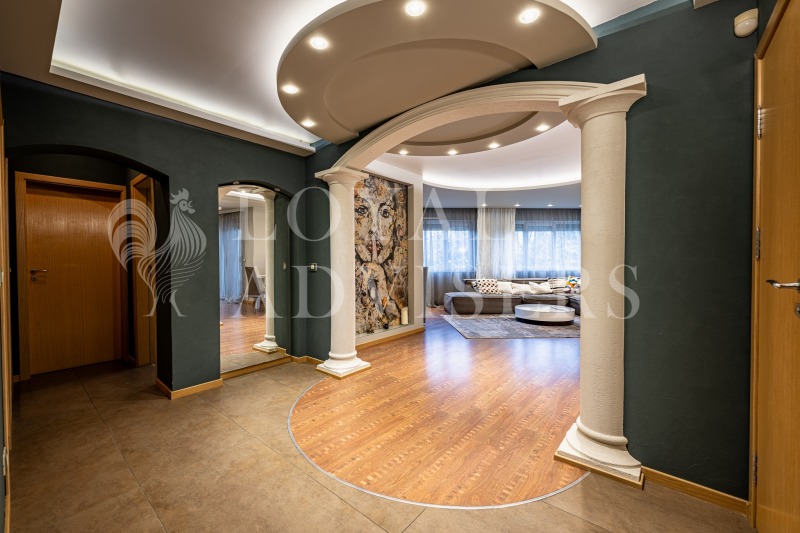 Продава 4-СТАЕН, гр. Варна, Бриз, снимка 2 - Апартаменти - 53153693