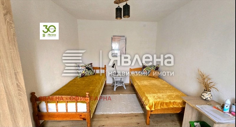 Продава КЪЩА, с. Соколово, област Добрич, снимка 4 - Къщи - 54655909
