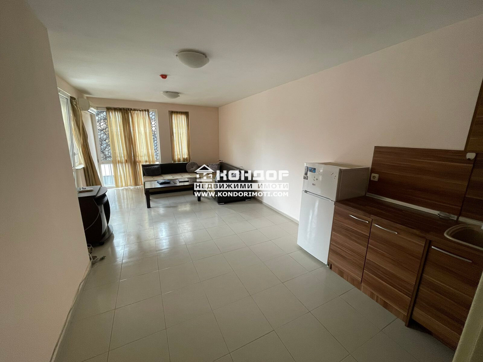 Продава 3-СТАЕН, гр. Пловдив, Кършияка, снимка 2 - Апартаменти - 49951984