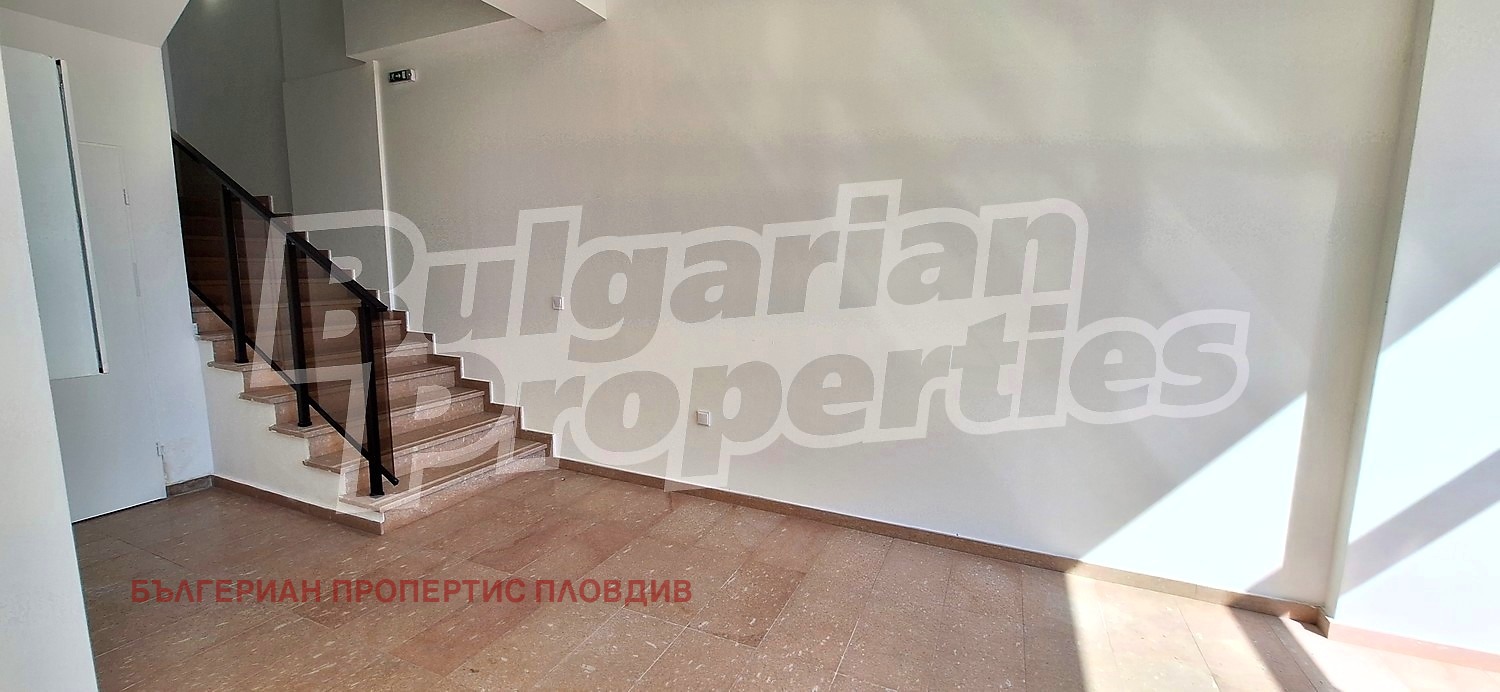 Продава ОФИС, гр. Пловдив, Център, снимка 13 - Офиси - 54501217