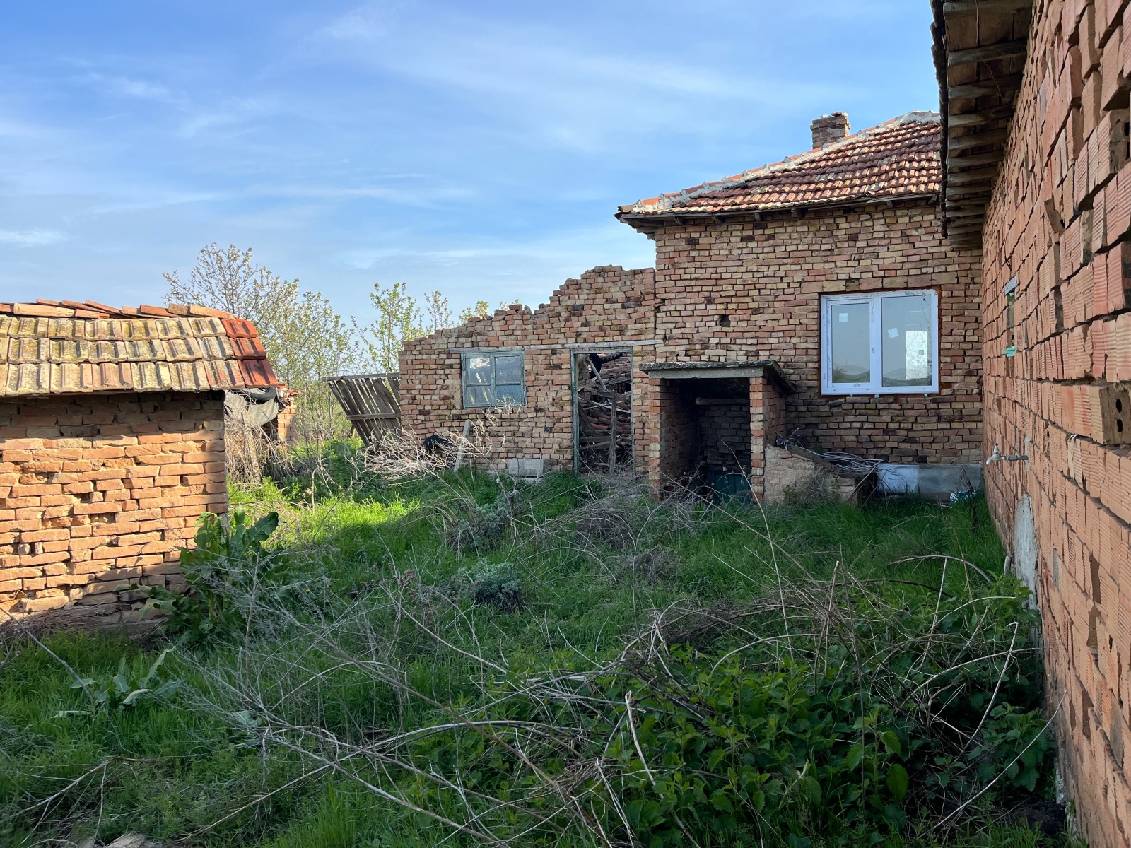 Продава КЪЩА, с. Божурово, област Добрич, снимка 10 - Къщи - 53652163