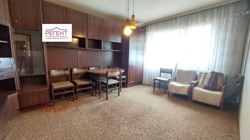 Продава 2-СТАЕН в град Габрово, Трендафил 2 - 56 кв.м / 67 050 € » 131 138.40 лв., РЕГЕНТ