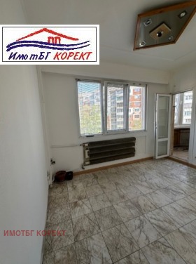 1 soverom Razsadnika, Sofia
