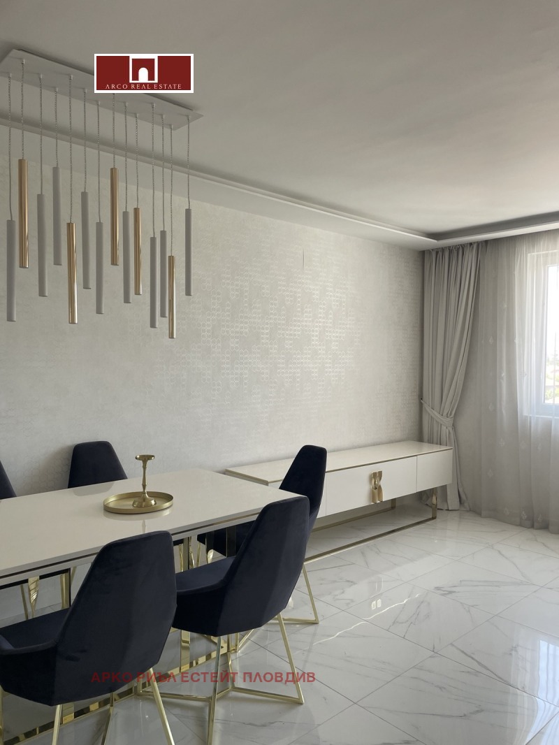 Продава 2-СТАЕН, гр. Пазарджик, Център, снимка 2 - Апартаменти - 53092703