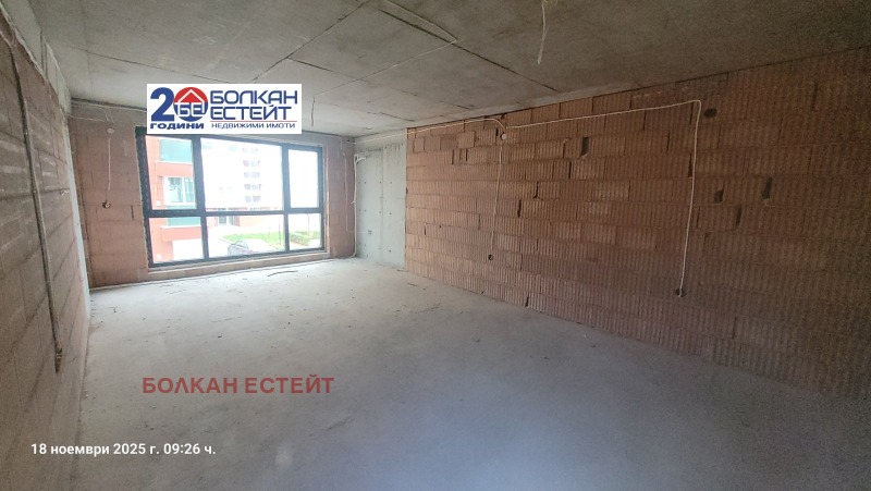 Продава 3-СТАЕН, гр. Велико Търново, Център, снимка 3 - Апартаменти - 52477477