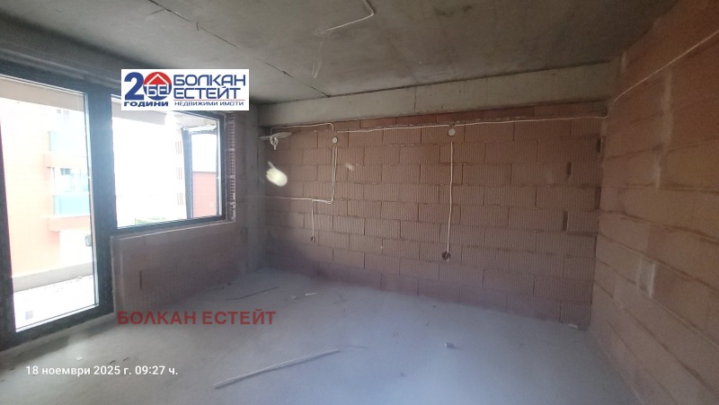 Продава 3-СТАЕН, гр. Велико Търново, Център, снимка 5 - Апартаменти - 52477477