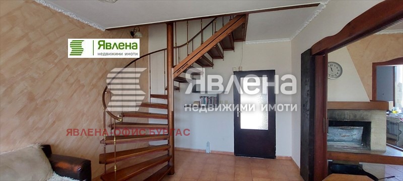 Продава КЪЩА, гр. Поморие, област Бургас, снимка 8 - Къщи - 49018987