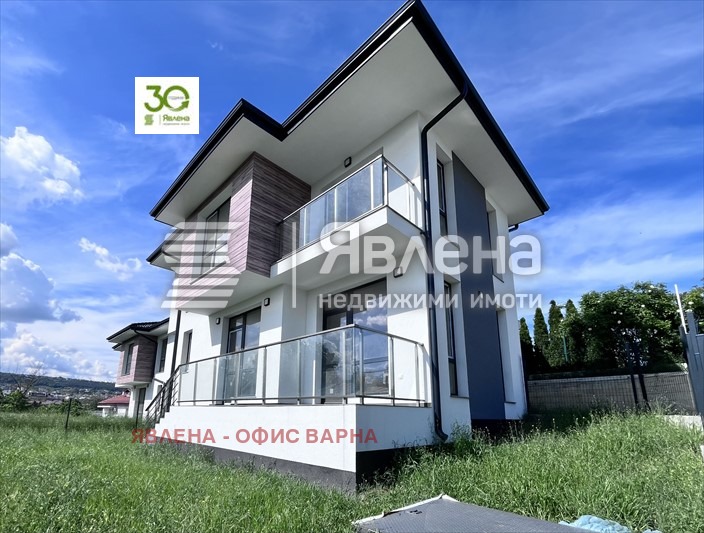 Продава КЪЩА, гр. Варна, м-т Долна Трака