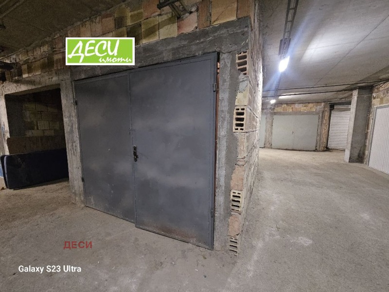 Продава ГАРАЖ, ПАРКОМЯСТО, гр. Русе, Родина 2, снимка 5 - Гаражи и паркоместа - 52691563