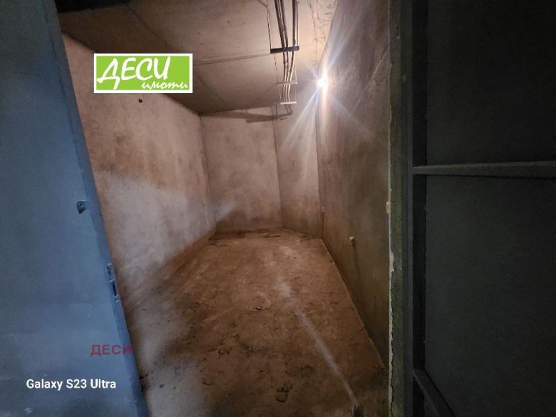 Продава ГАРАЖ, ПАРКОМЯСТО, гр. Русе, Родина 2, снимка 4 - Гаражи и паркоместа - 52691563