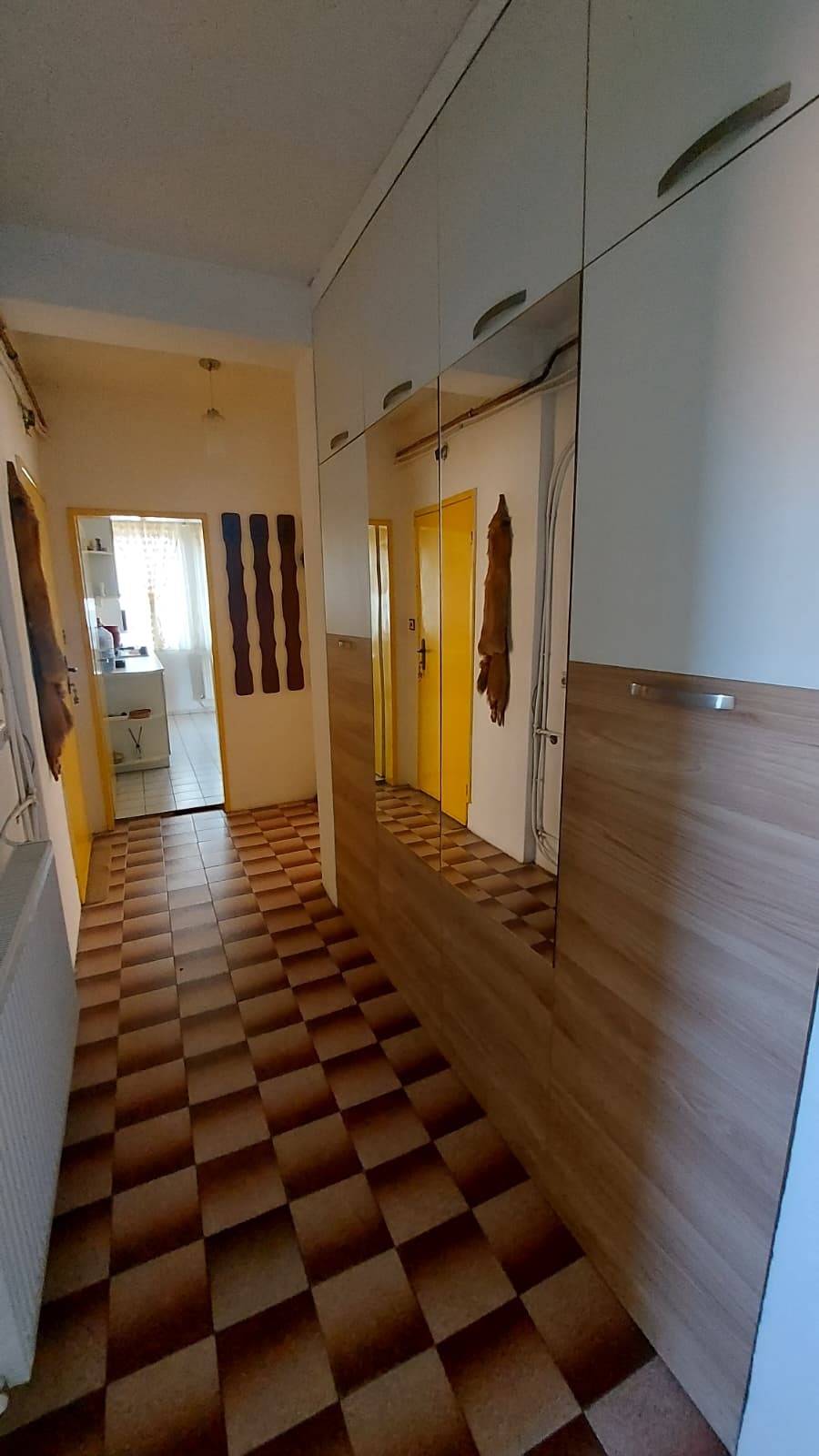 Продава МНОГОСТАЕН, гр. Кърджали, Байкал, снимка 15 - Апартаменти - 55024324
