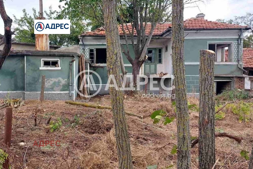 Продава КЪЩА, с. Аврен, област Варна