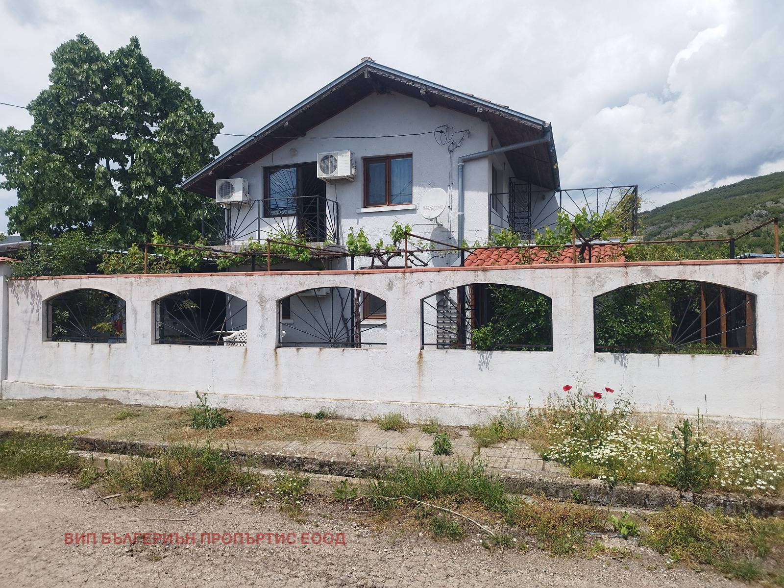 Продава КЪЩА, с. Бинкос, област Сливен
