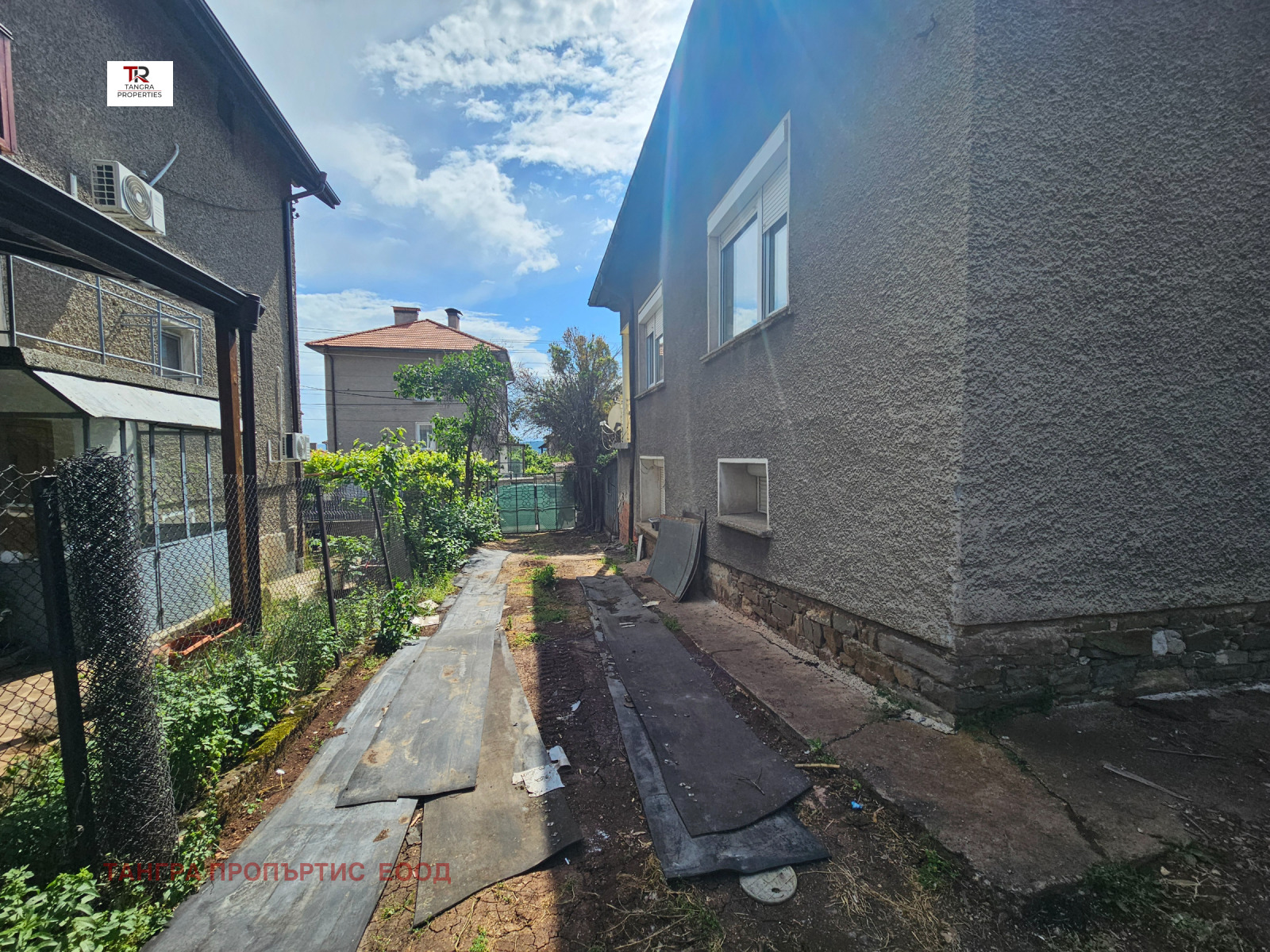 Продава КЪЩА, гр. Радомир, област Перник, снимка 2 - Къщи - 54740593