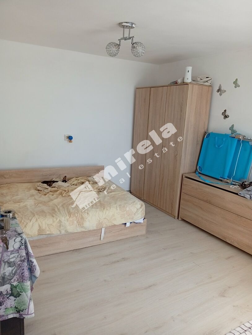 Продава ВИЛА, гр. Ямбол, Промишлена зона, снимка 2 - Вили - 51247156