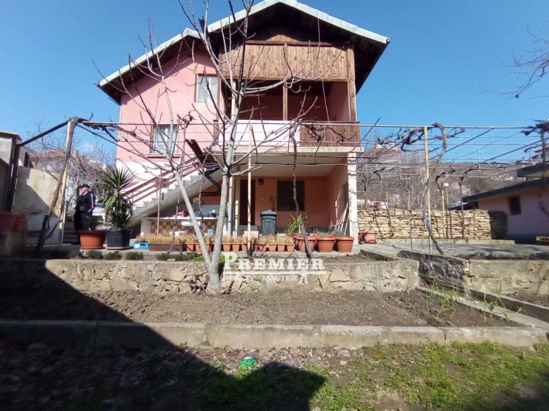 Продава КЪЩА в област Бургас, гр. Свети Влас - 245 кв.м / 230 000 € » 449 840.90 лв., ПРЕМИЕР