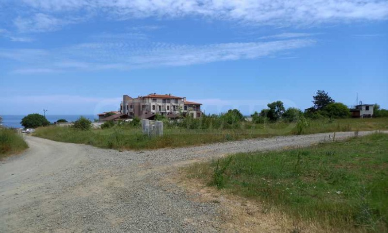 Продава ПАРЦЕЛ в област Бургас, с. Синеморец - 1500 кв.м / 210 000 € » 410 724.30 лв., СУПРИММО - БУРГАС