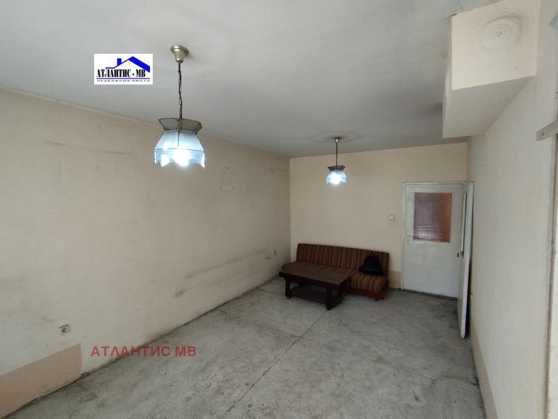 In vendita  2 camere da letto Varna , Liatno kino Trakiia , 120 mq | 45802144 - Immagine [4]