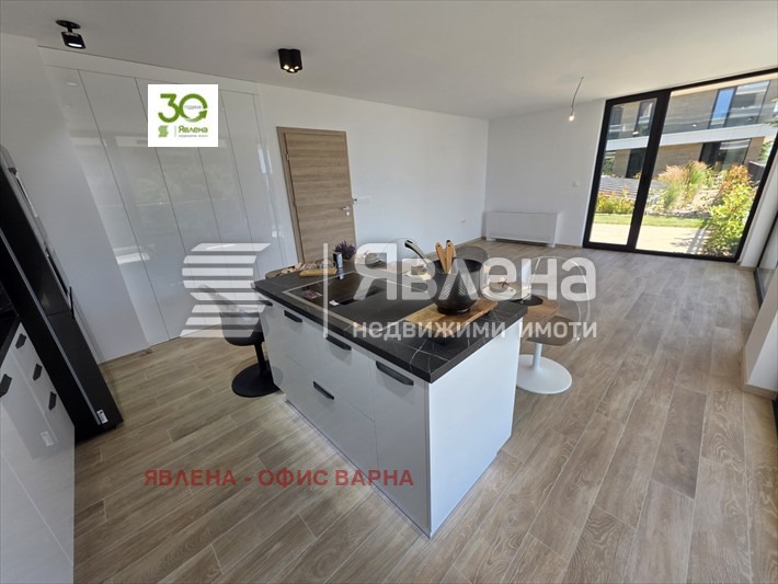 Продава 4-СТАЕН, гр. Варна, к.к. Св.Св. Константин и Елена, снимка 10 - Апартаменти - 53881464