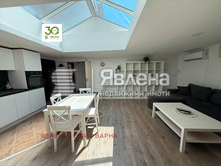 Продава 4-СТАЕН, гр. Варна, Спортна зала
