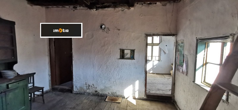 Продава КЪЩА, гр. Троян, област Ловеч, снимка 4 - Къщи - 53147734