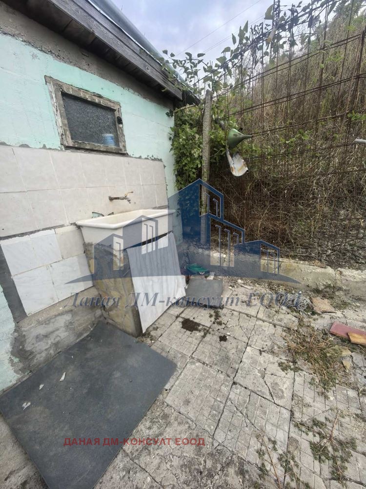 Продава ВИЛА, с. Дибич, област Шумен, снимка 7 - Вили - 56229498