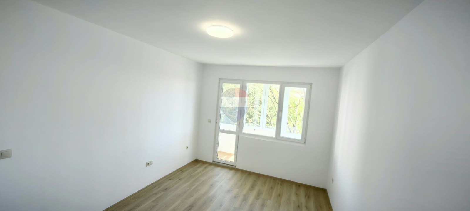 Продава 2-СТАЕН, гр. Варна, Младост 2, снимка 2 - Апартаменти - 56381806