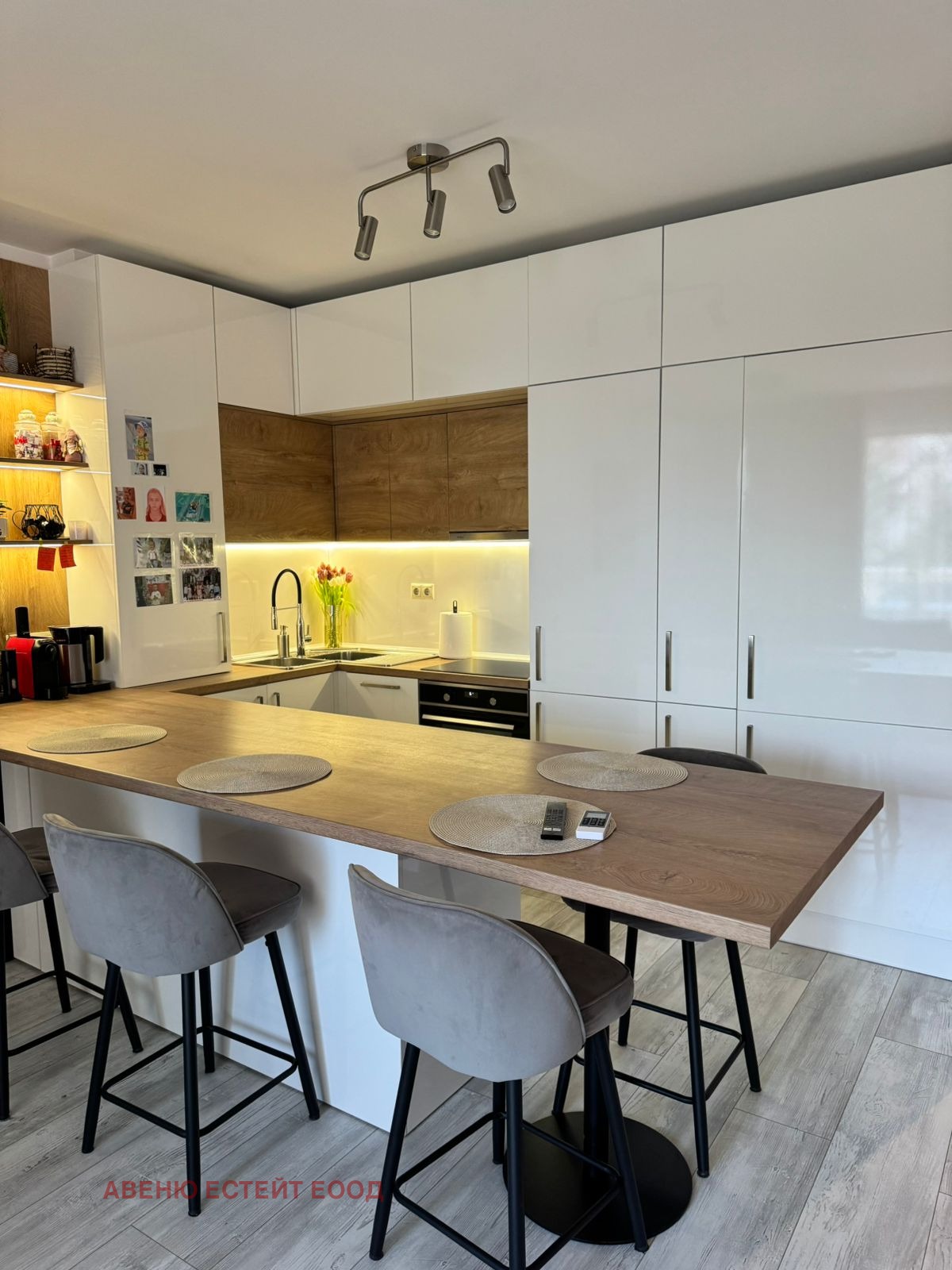 Продава 3-СТАЕН, гр. Варна, м-т Ален мак, снимка 4 - Апартаменти - 54041055