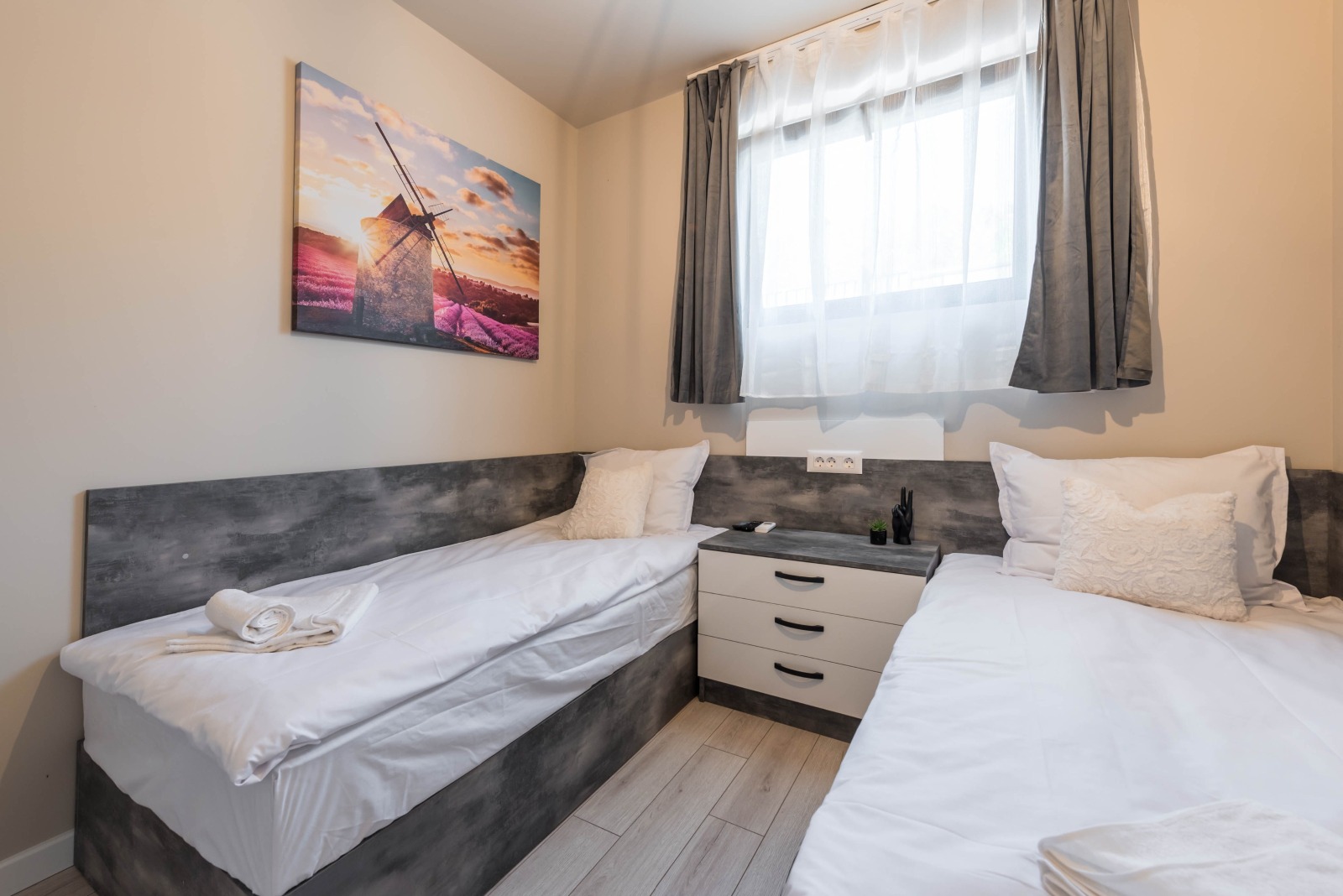 Продава 3-СТАЕН, гр. Варна, к.к. Чайка, снимка 6 - Апартаменти - 56389086