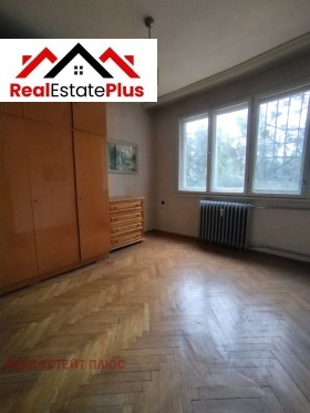 МНОГОСТАЕН, 172 m2