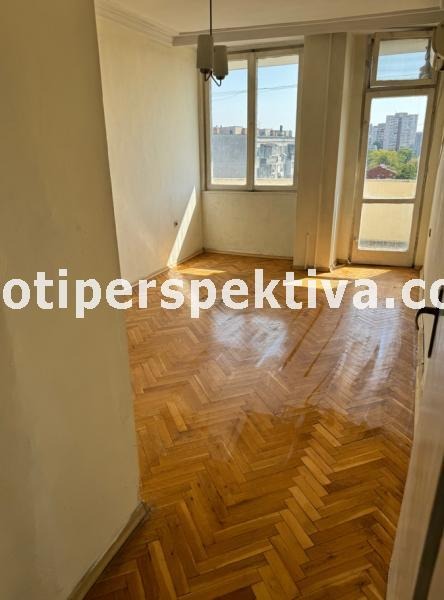 Продава 3-СТАЕН, гр. Пловдив, Кючук Париж, снимка 2 - Aпартаменти - 47404560