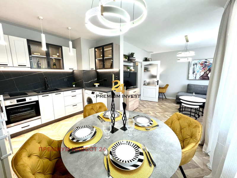 Продава  3-стаен град Пловдив , Христо Смирненски , 97 кв.м | 17907799 - изображение [2]