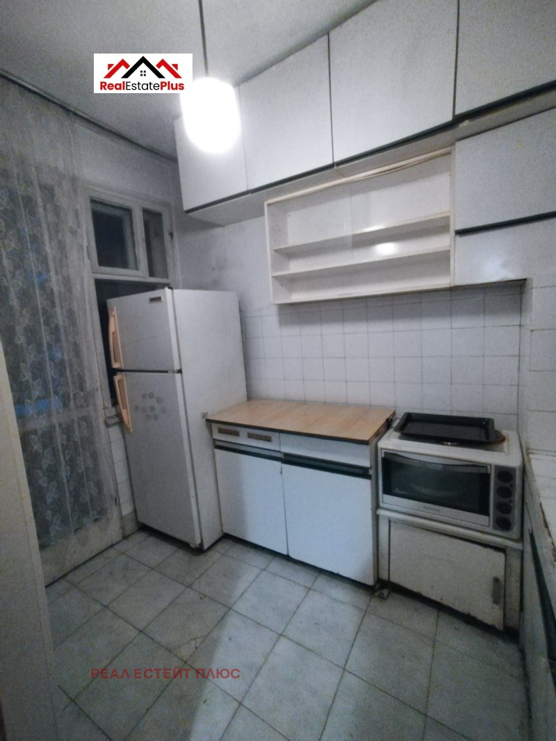 Продава МНОГОСТАЕН, гр. Плевен, Идеален център, снимка 6 - Апартаменти - 53201996