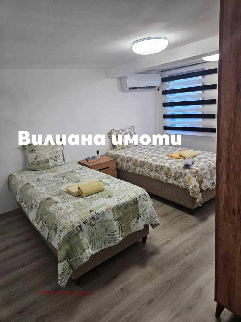 Продава КЪЩА, гр. Велико Търново, Център, снимка 11 - Къщи - 49400068