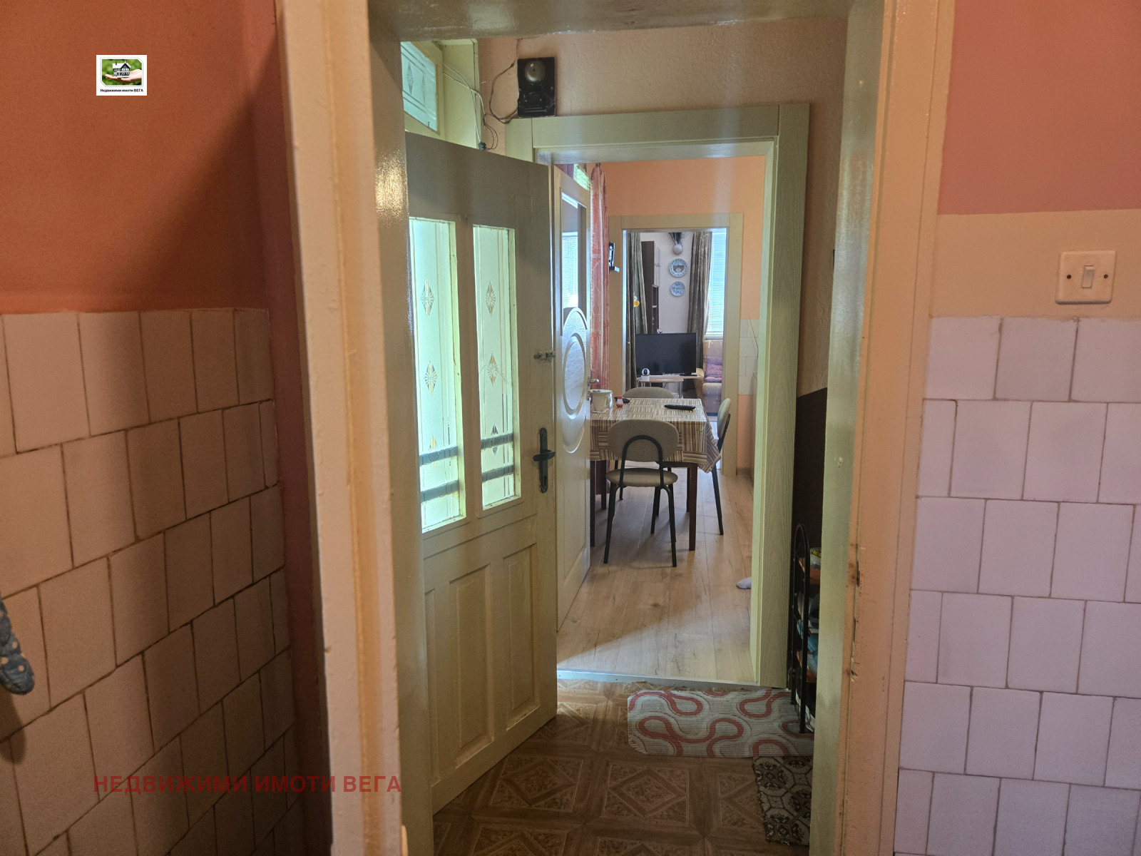 Продава КЪЩА, гр. Горна Оряховица, област Велико Търново, снимка 4 - Къщи - 55312045