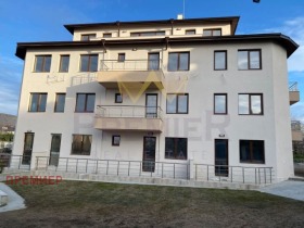 2 soveværelser Izgrev, Varna