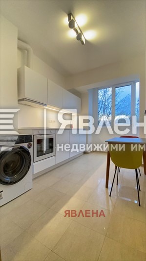 Продава 3-СТАЕН, гр. София, Оборище, снимка 4 - Апартаменти - 53078594
