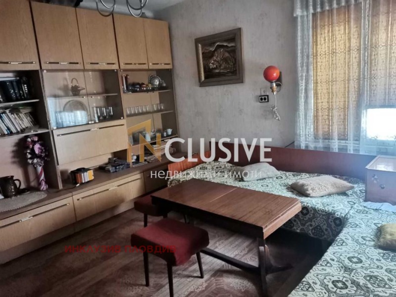 Продава ЕТАЖ ОТ КЪЩА, гр. Асеновград, област Пловдив, снимка 5 - Етаж от къща - 53229789