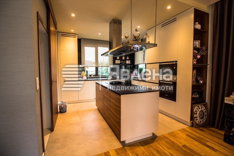 Продава КЪЩА, гр. София, с. Панчарево, снимка 13 - Къщи - 53226573