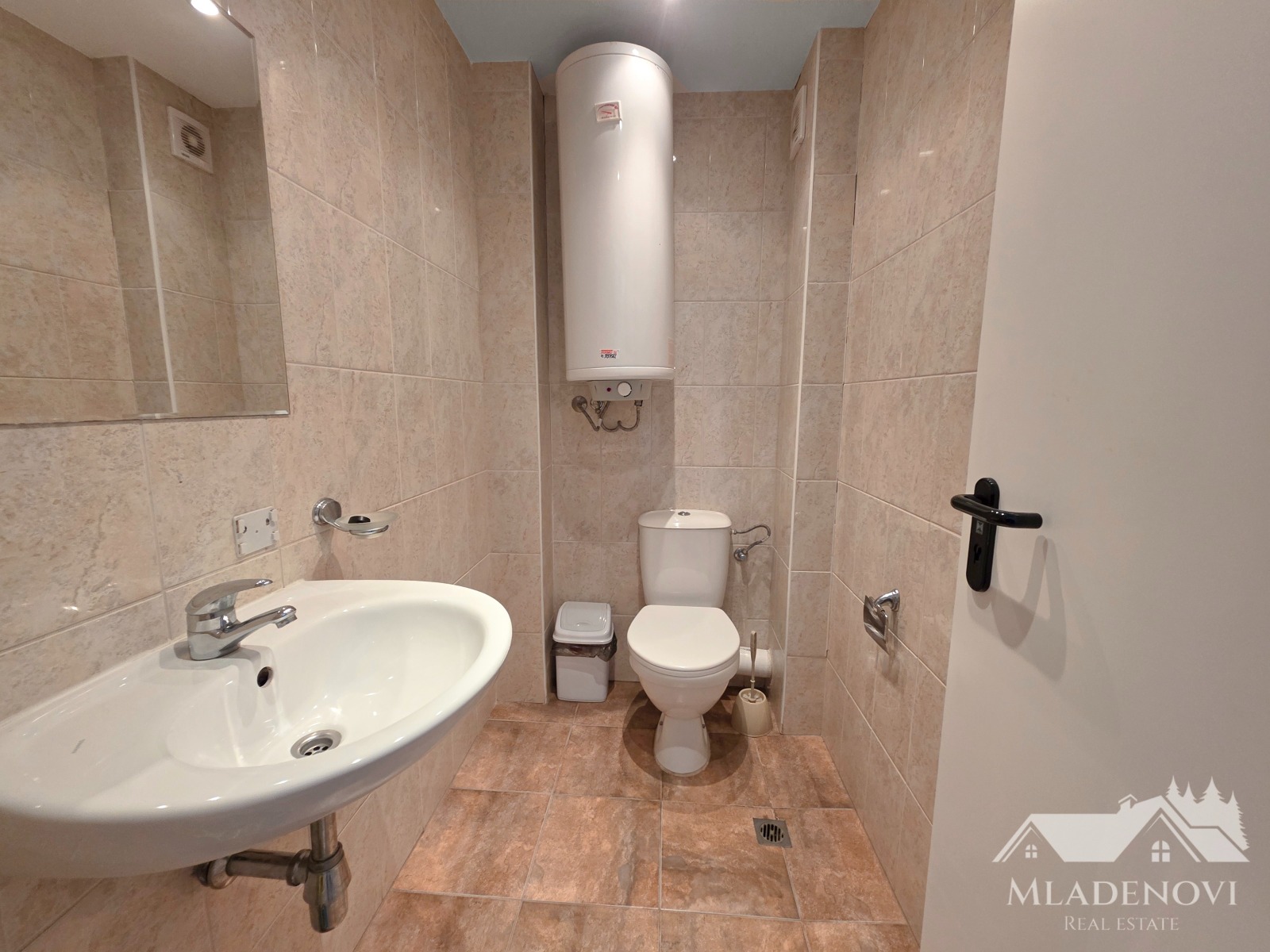 Продава 3-СТАЕН, гр. Ахелой, област Бургас, снимка 6 - Апартаменти - 56127221