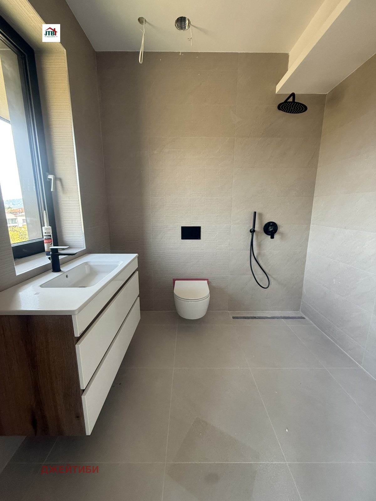 Продава КЪЩА, гр. София, с. Панчарево, снимка 11 - Къщи - 53616771