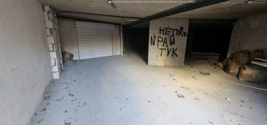Продава ГАРАЖ, ПАРКОМЯСТО, гр. Кърджали, Възрожденци, снимка 2 - Гаражи и паркоместа - 43938829