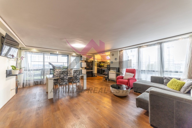 Продава 2-СТАЕН, гр. Варна, Левски 1