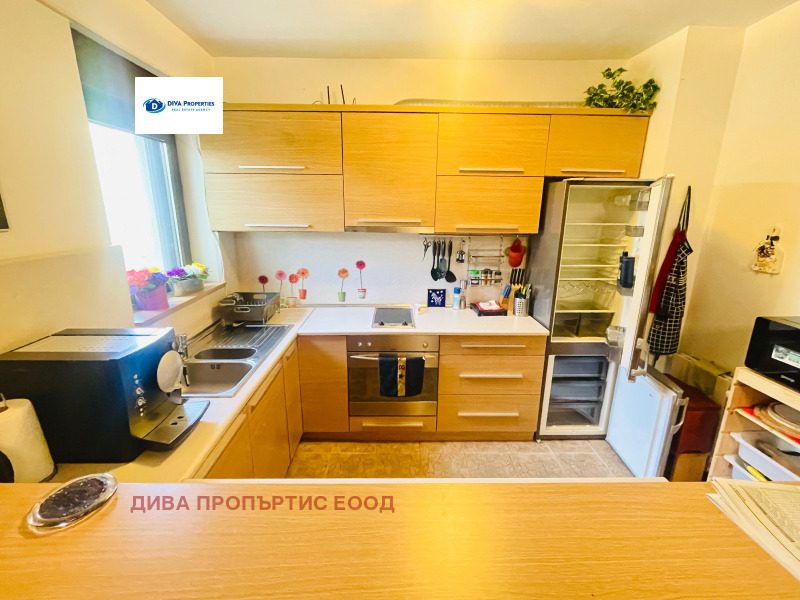 Te koop  Huis regio Sofia , Rajovo , 290 m² | 99171758 - afbeelding [4]