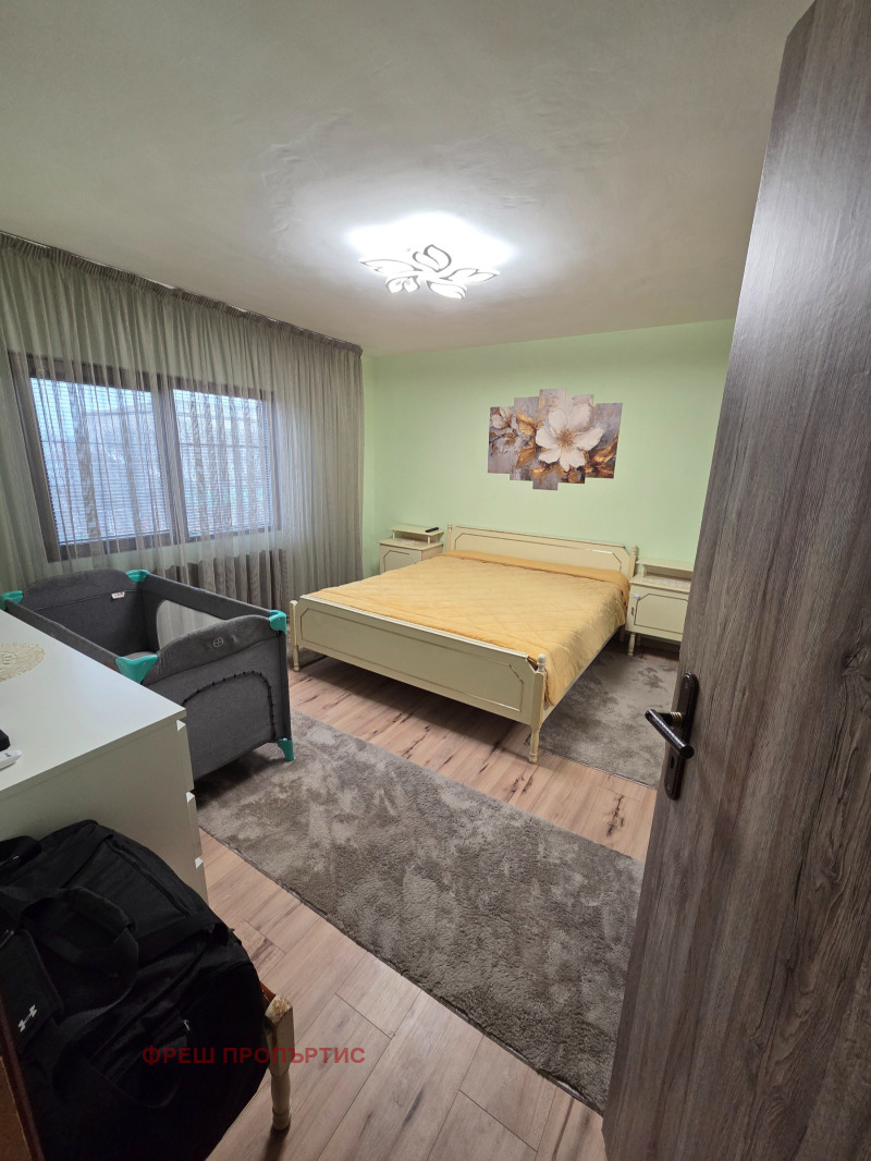 Продава КЪЩА, с. Априлово, област София област, снимка 8 - Къщи - 53126671