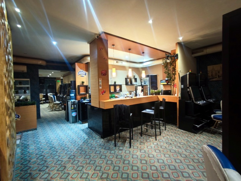 Til salg  Bar; Kaffebar Burgas , Tsentar , 190 kvm | 74491638