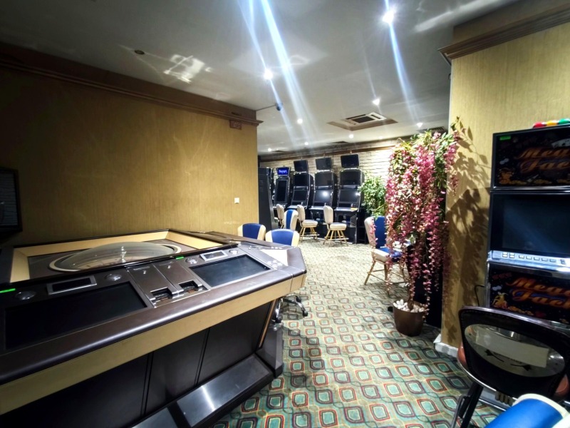 Till salu  Bar Burgas , Centar , 190 kvm | 74491638 - bild [3]