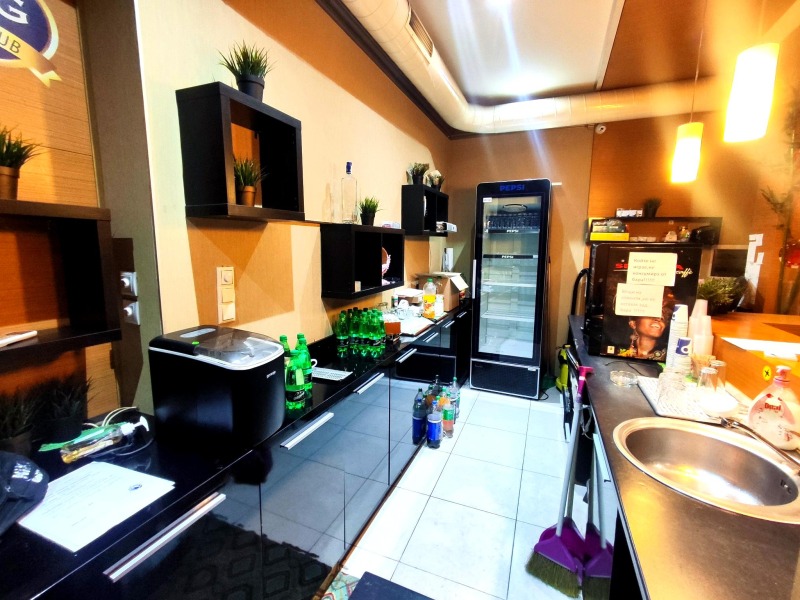 Till salu  Bar Burgas , Centar , 190 kvm | 74491638 - bild [6]